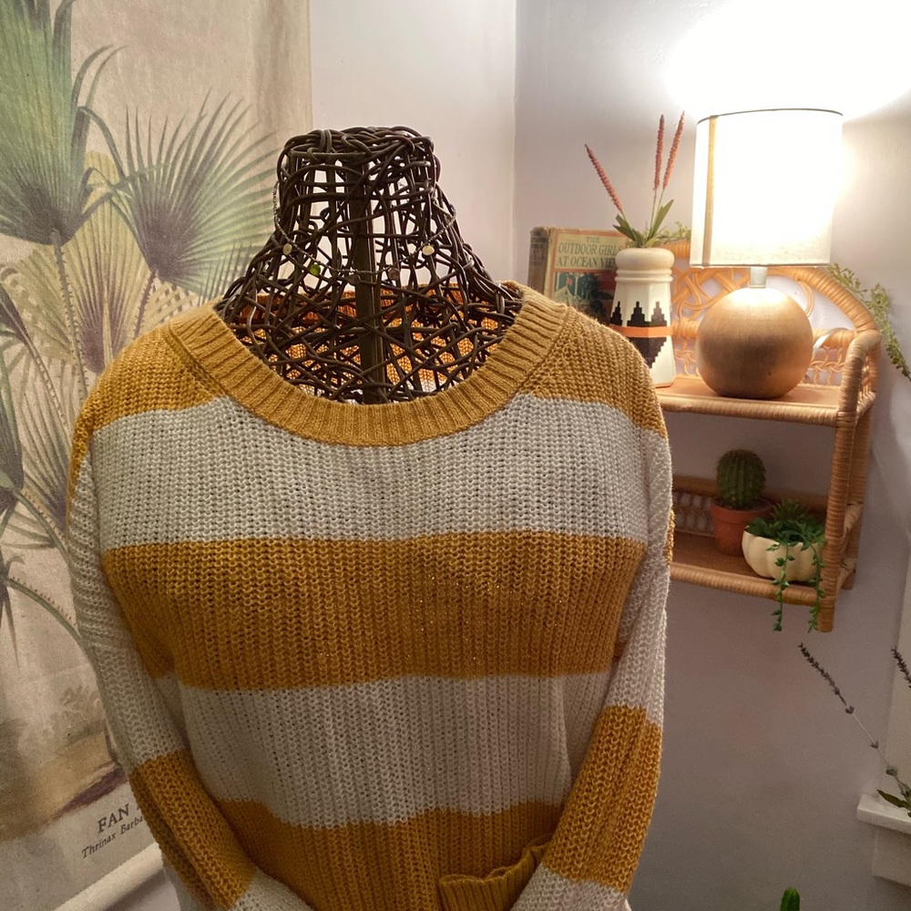 American eagle mustard stripped sweater